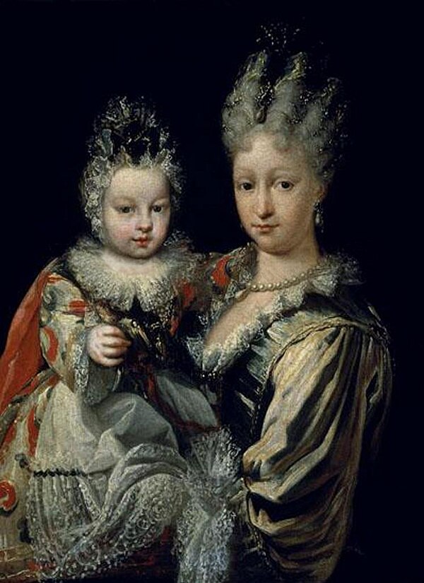 Elisabeth with her eldest son Charles.