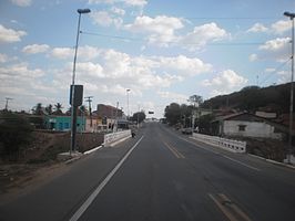 De hoofdstraat (BR-116) van Jati