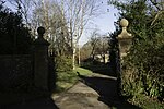 Benville Manor Entrance to Benville Manor - geograph.org.uk - 5616920.jpg