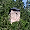 Wiederaufgebauter Bergfried der Fautsburg bei Bad Wildbad