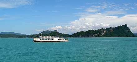 Ferries are a popular way to travel to and from Ko Samui