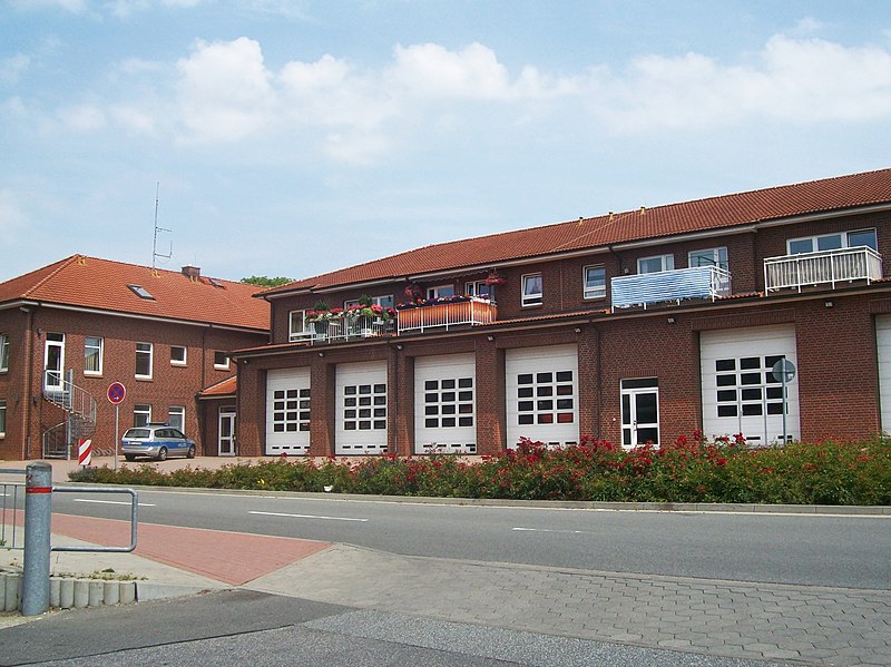 File:Feuerwehr Barsbüttel - panoramio.jpg