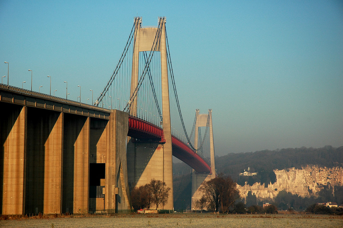 File:Tancarville bridge 2012.JPG - Wikimedia Commons