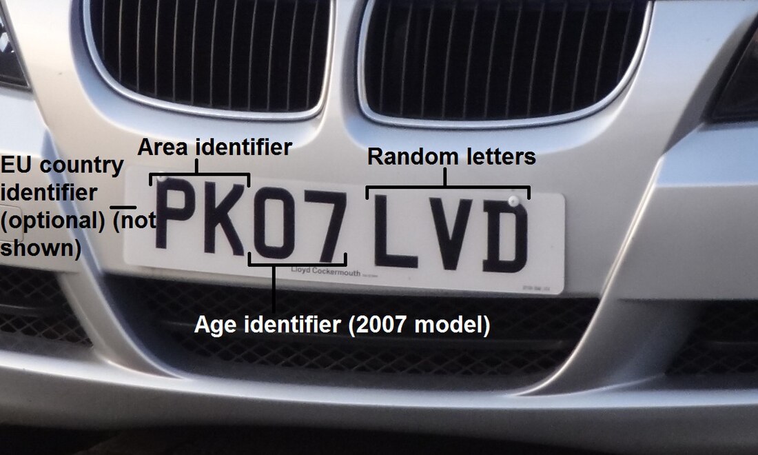 Vehicle registration plate