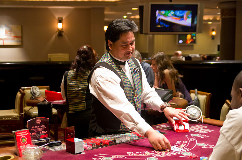 How to become a professional croupier