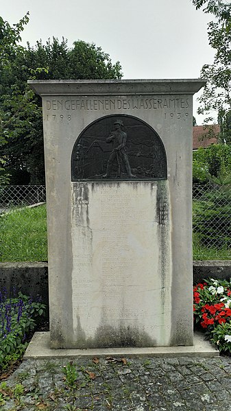 File:Gefallenendenkmal Derendingen.jpg