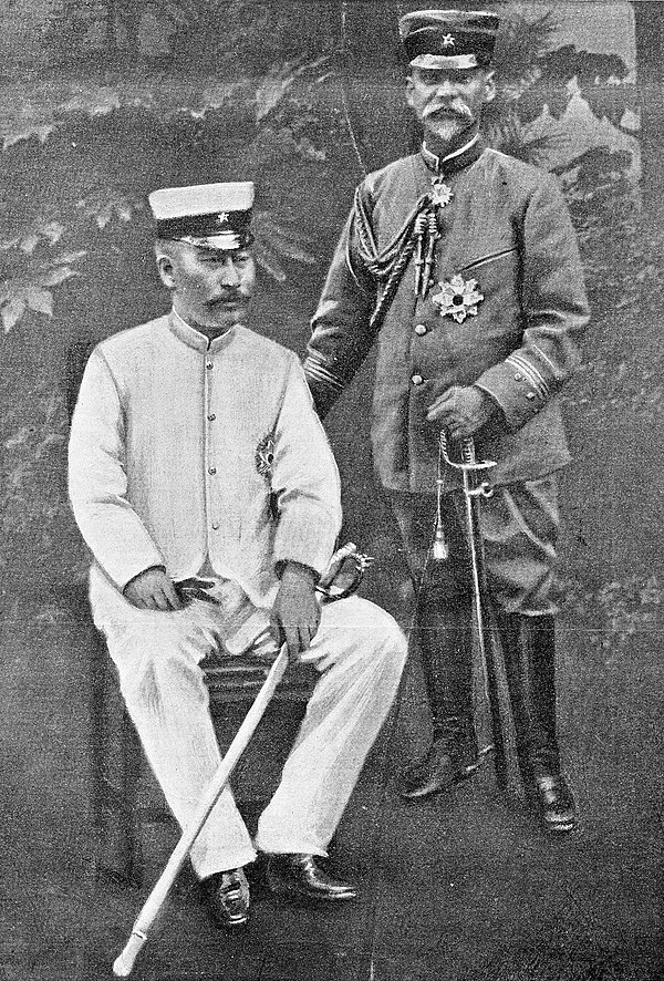 Gensui Count Terauchi Masatake(left) with General Kodama Gentarō(right).