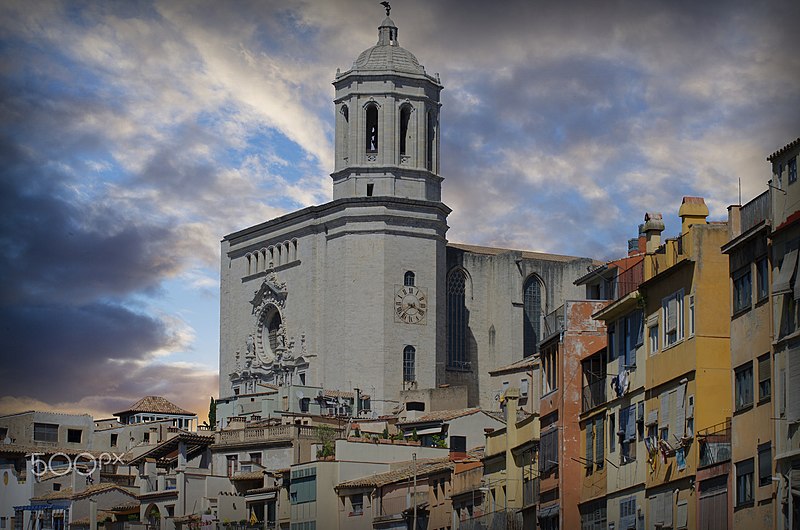 File:Girona Enamora (190146457).jpeg