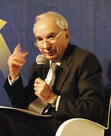 Giuliano Amato 2009.jpg