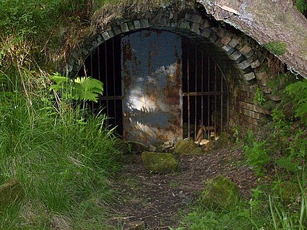 Entrance to disused fireclay mine at Glencryan