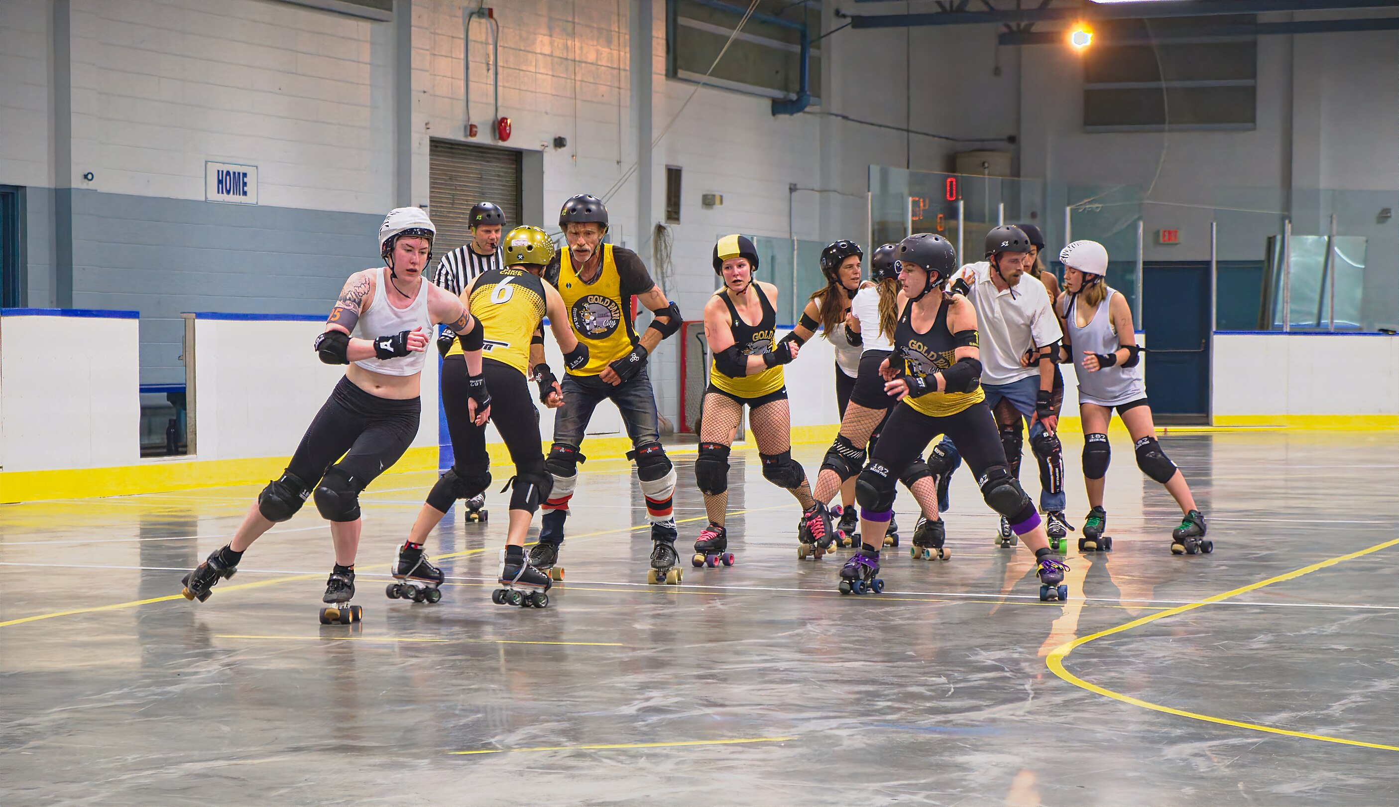 en:Roller derby