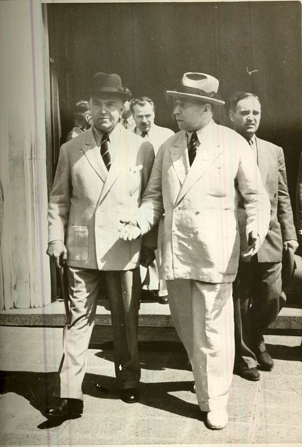 Groza (left), with Gheorghe Tătărescu and Gheorghe Gheorghiu-Dej, on a visit to Bulgaria, July 1947