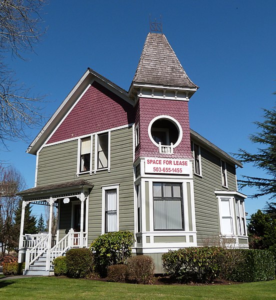 File:Hackett House - Oregon City Oregon.jpg