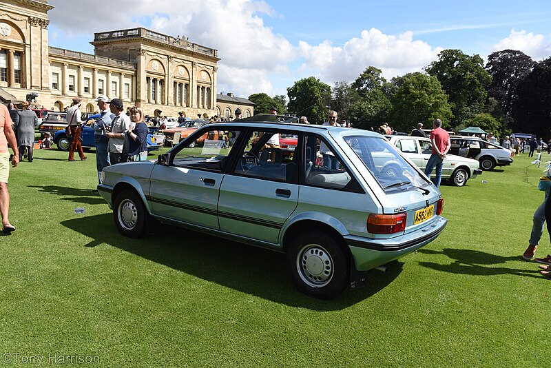 File:Hagerty Classic Cars UK Festival of the Unexceptional 2017 - 35308003703.jpg