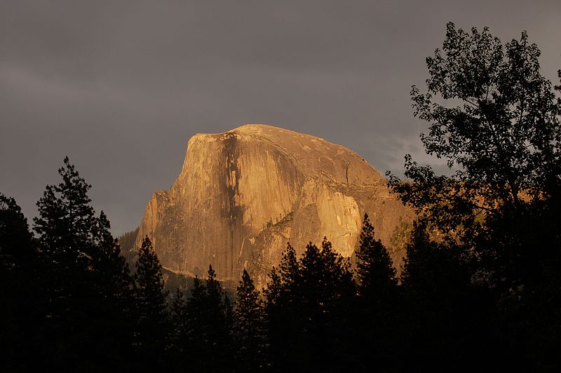 File:Half dome at sunset in Yosemite National Park. NPS-Damon Joyce (18657742316).jpg