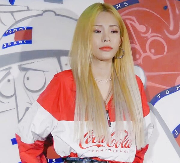 Heize in April 2019