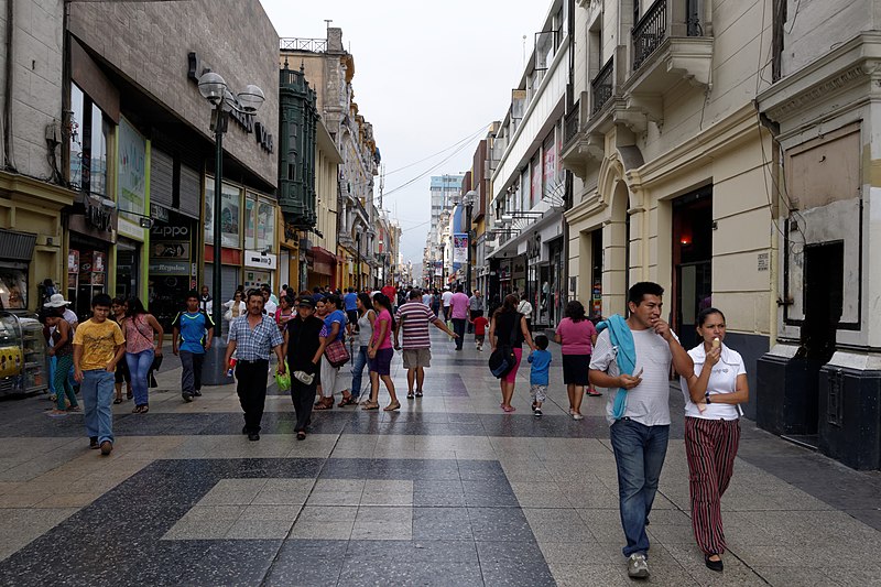 File:Historic Center of Lima (13708966693).jpg