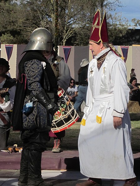 File:Human Chess at Northern CA Renaissance Faire 2010-09-19 22.JPG