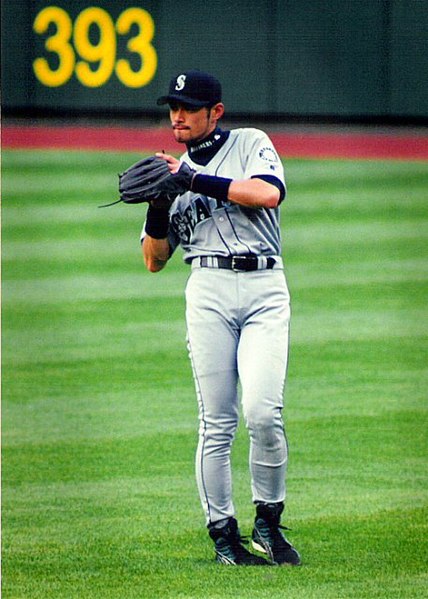 File:Ichiro Suzuki - Mariners.jpg