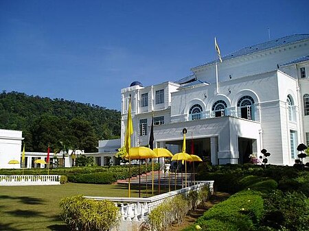 Istana_Besar_Seri_Menanti