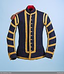 Jacka ur uniform m/1779 för spelet vid Stockholms borgerskaps militärkårer. Lägg märke till chevronerna på rockärmarna. Armémuseum.