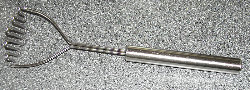 File:Kartoffelstampfer Metall.jpg