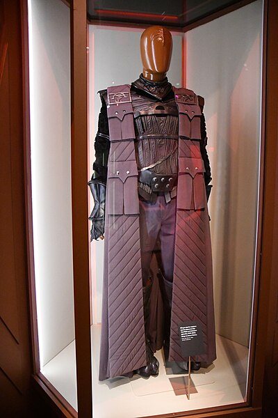 File:Klingon Warrior Costume - Star Trek - The Next Generation - Star Trek- Exploring New Worlds Exhibit at the Henry Ford Museum, Dearborn, Michigan.jpg