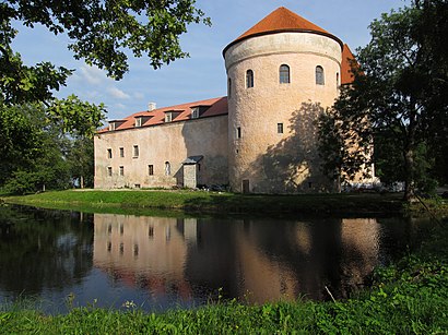 Kuidas ühistranspordiga sihtpunkti Kolovere Loss jõuda - kohast