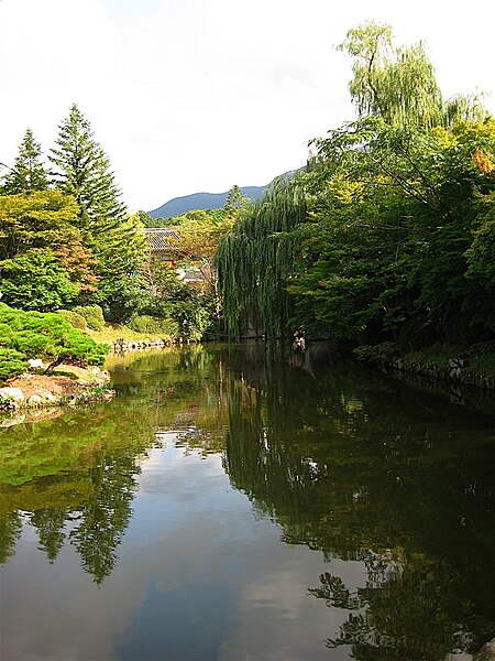 File:Korea-Gyeongju-Bulguksa-Banya yeonji-04.jpg