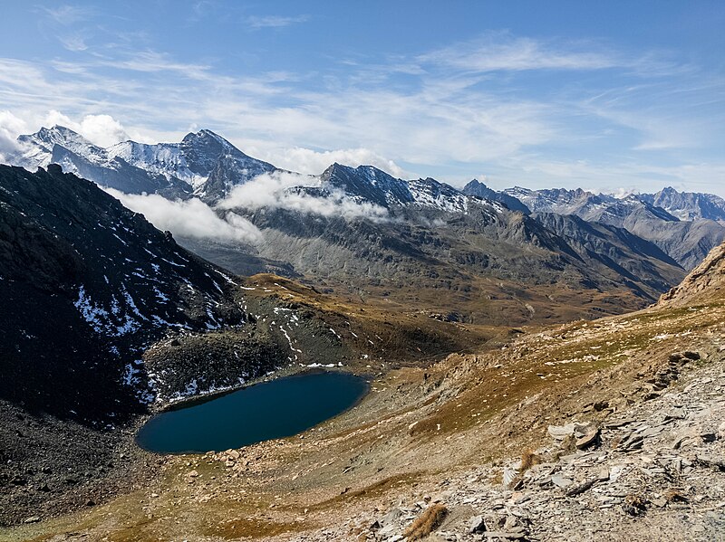 File:Lac de la Noire depuis la Farnéireta.jpg