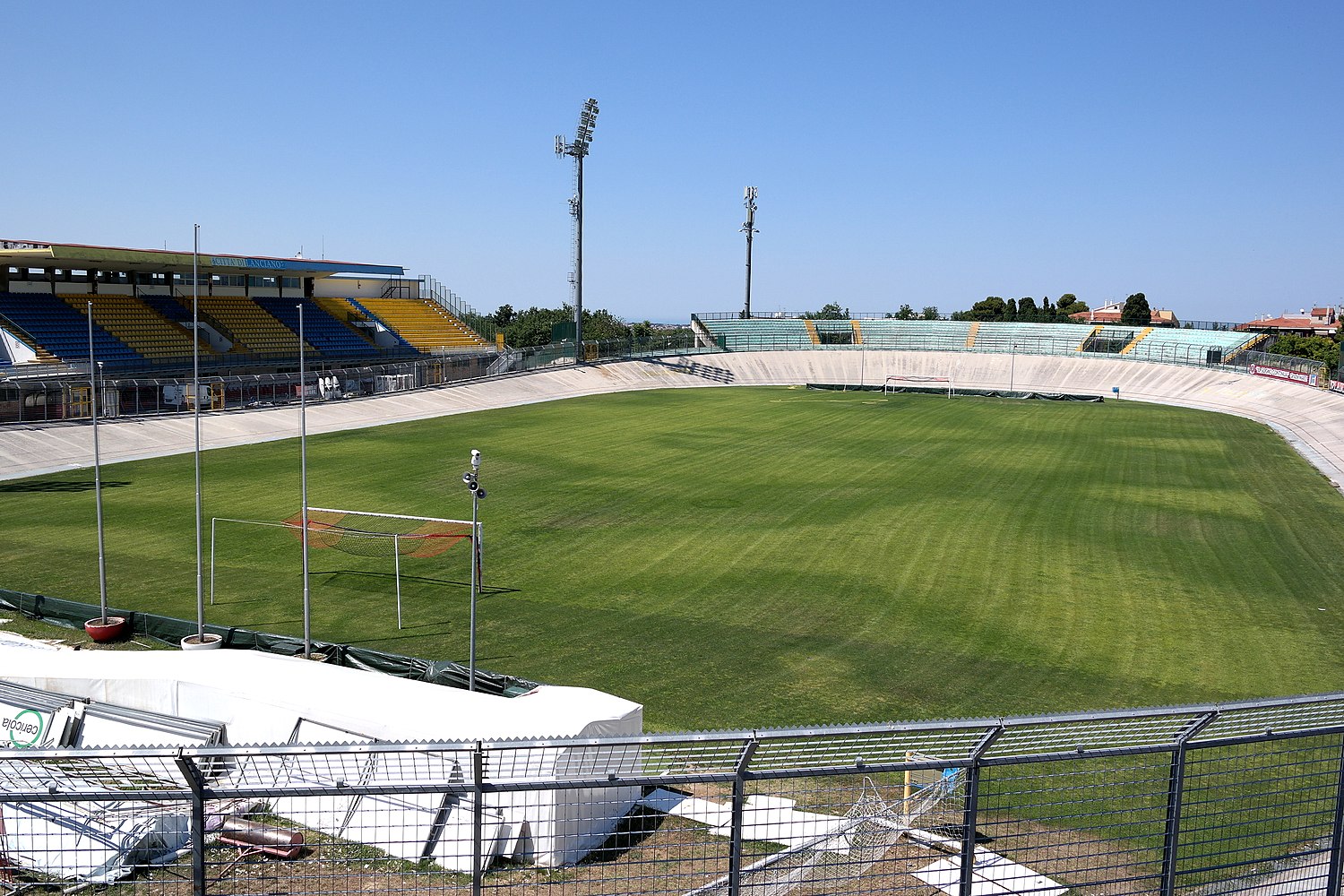 Stadio Brianteo - Wikipedia