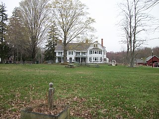<span class="mw-page-title-main">Smith Estate (Ridge, New York)</span> Historic house in New York, United States