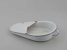 A fracture bedpan used for those with hip fractures M0354 1951-45-108 1.jpg