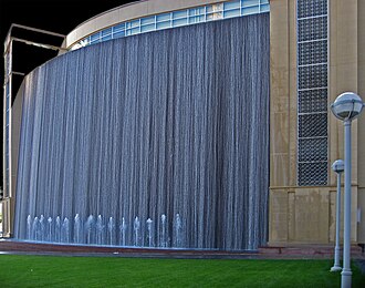 Water wall at MD Anderson Cancer Center MD Anderson Cancer Center.jpg