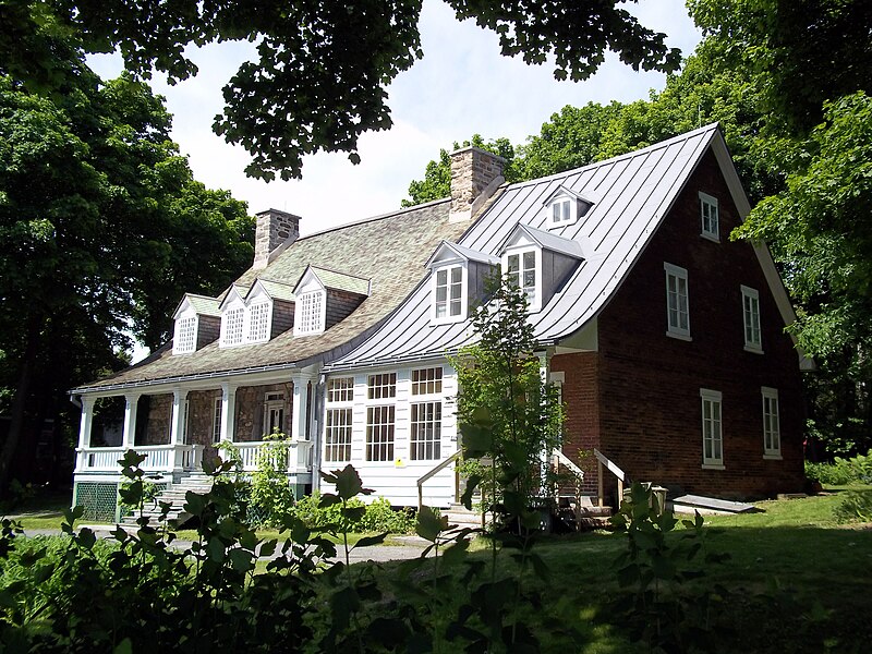 File:Maison Hurtubise 2.jpg