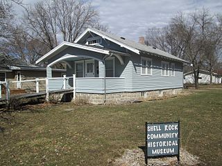 <span class="mw-page-title-main">Charles H. & Theresa H. McBride Bungalow</span> Historic house in Iowa, United States