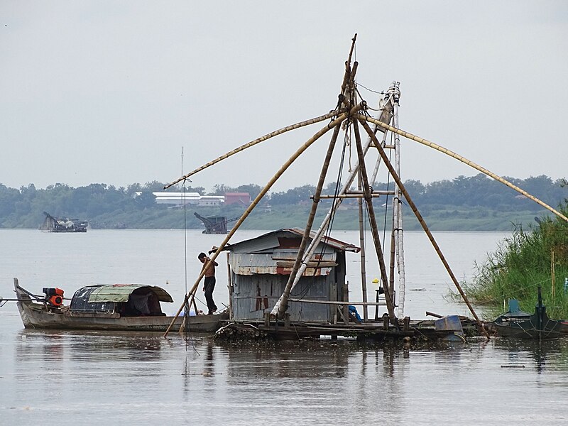 File:Mekong River Scene - Kratie - Cambodia (48403371927).jpg