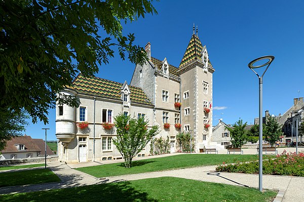 Image: Meursault   Hôtel de ville   004