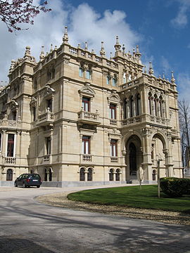 Vista del palacio sede del museo