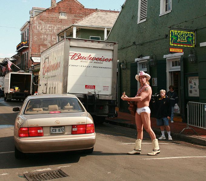 File:NakedCowboyFQBudLundiGras07.jpg