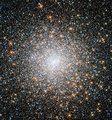 The globular cluster Messier 15 photographed by HST New Hubble image of star cluster Messier 15.jpg
