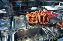 A small assortment of pretzels at an Auntie Anne's location in New York City New York City, Nov. 08 (3051627588).jpg