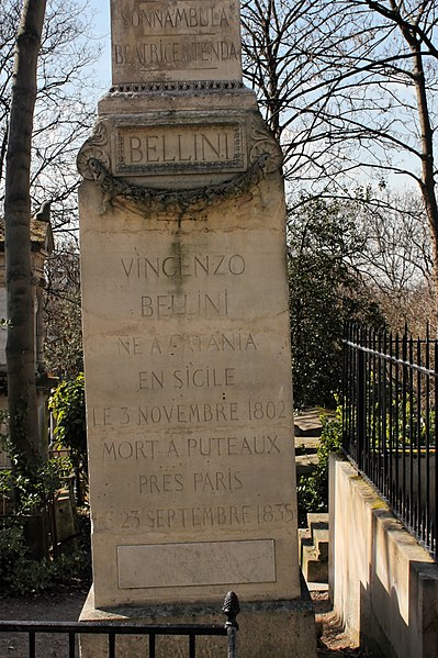 File:Père-Lachaise - Division 11 - Vincenzo Bellini 05.jpg