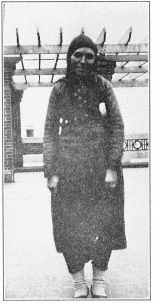 File:PSM V82 D018 A serbian woman at ellis island.png