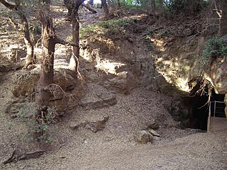 Paar Cave cave in Israel