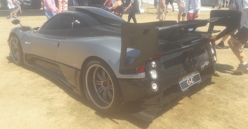 File:Pagani Zonda 760 Oliver Edition Rear.jpg