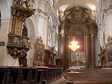 Fichier:Piarist_church_cluj_int.JPG