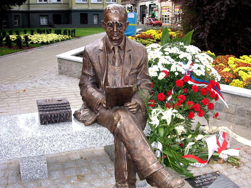 File:Poland Bydgoszcz Rejewski monument.jpg