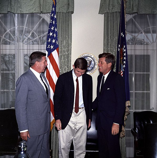 File:President John F. Kennedy with Senator Benjamin A. Smith II of Massachusetts (01).jpg