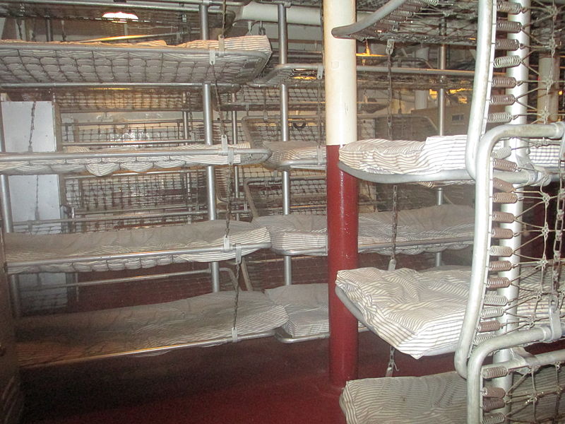 File:Sailors' bunks on USS North Carolina IMG 4334.JPG